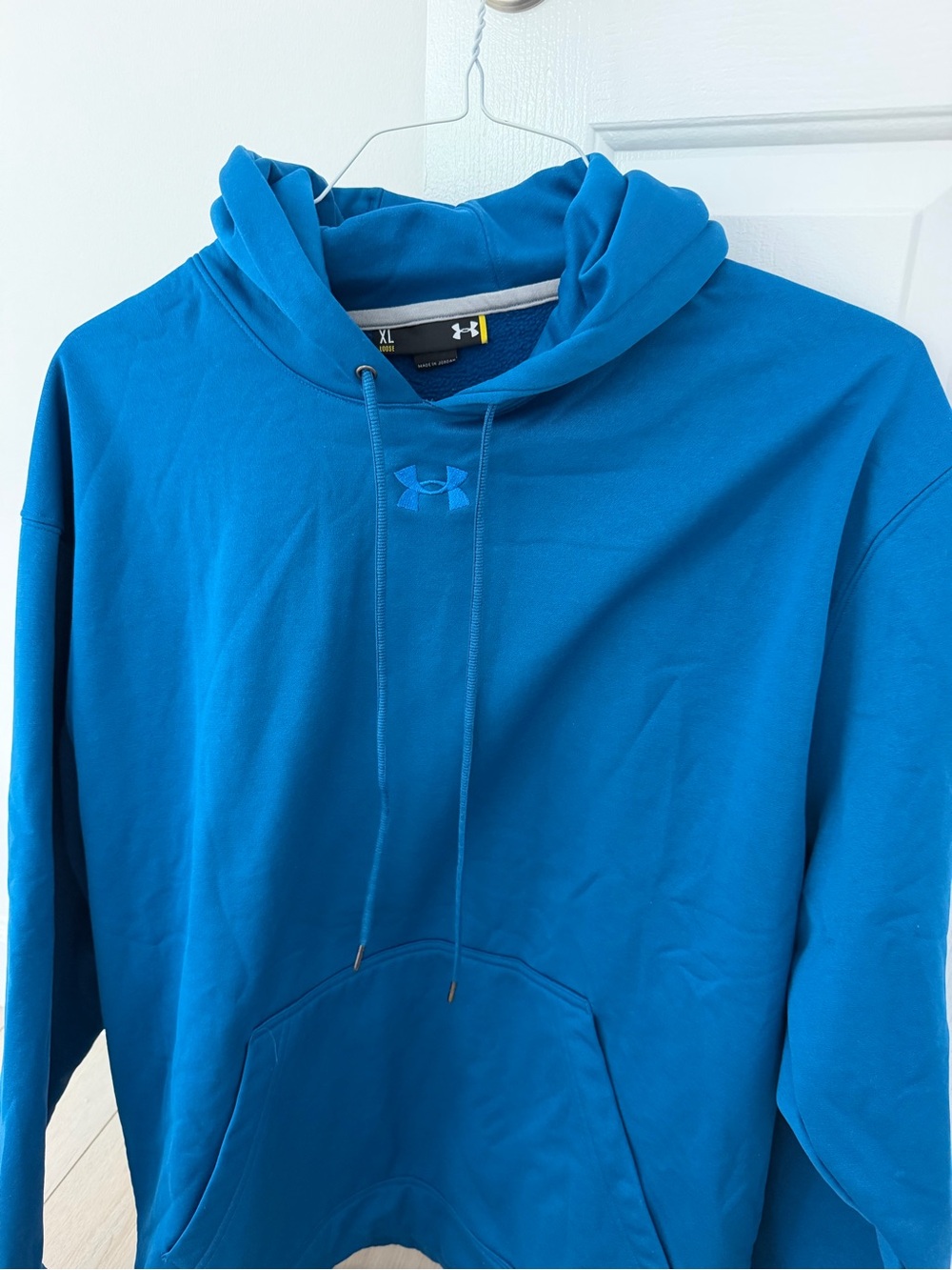Under Armour Men’s Blue Pullover Hoodie. New